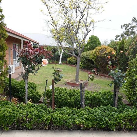 Colonial Motor Inn Bairnsdale Golden Chain Property 외부 사진