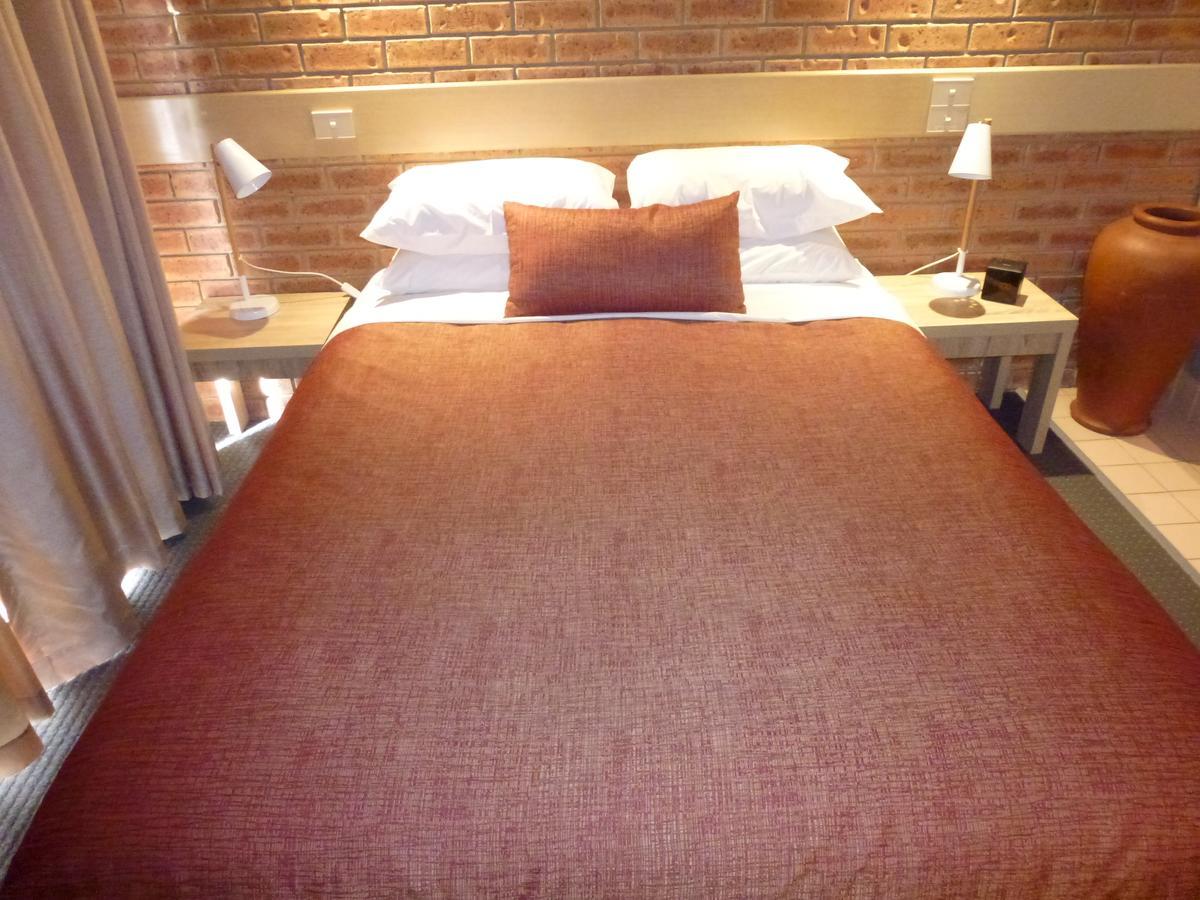 Colonial Motor Inn Bairnsdale Golden Chain Property 외부 사진