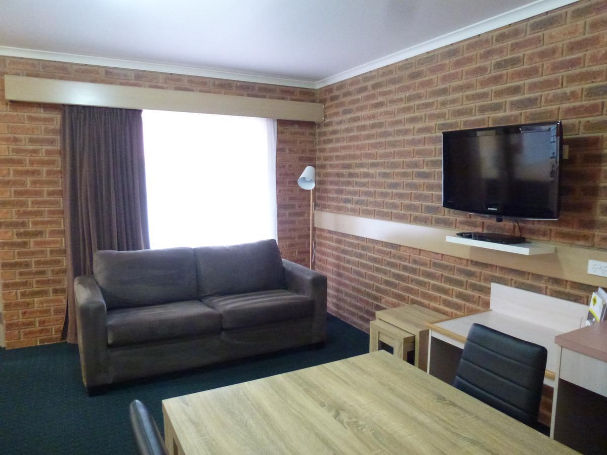 Colonial Motor Inn Bairnsdale Golden Chain Property 외부 사진