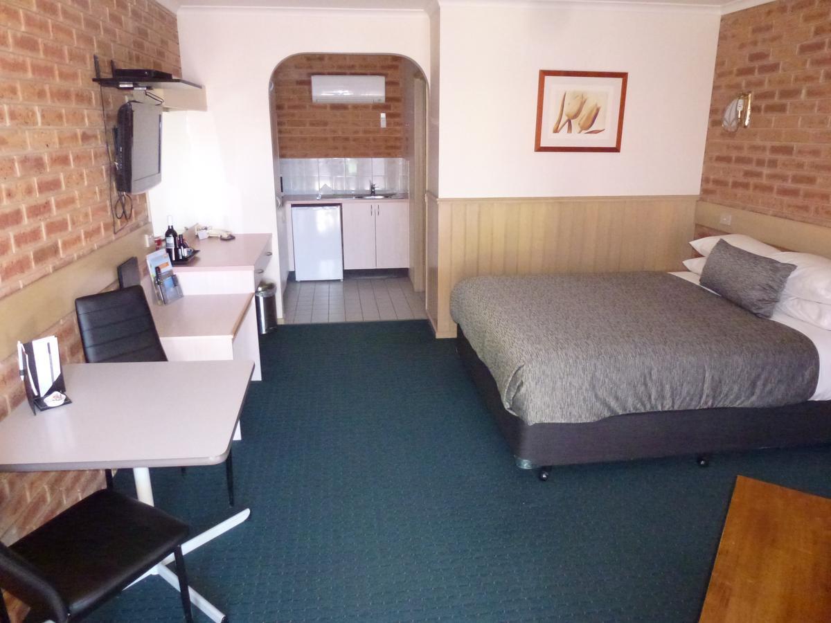 Colonial Motor Inn Bairnsdale Golden Chain Property 외부 사진