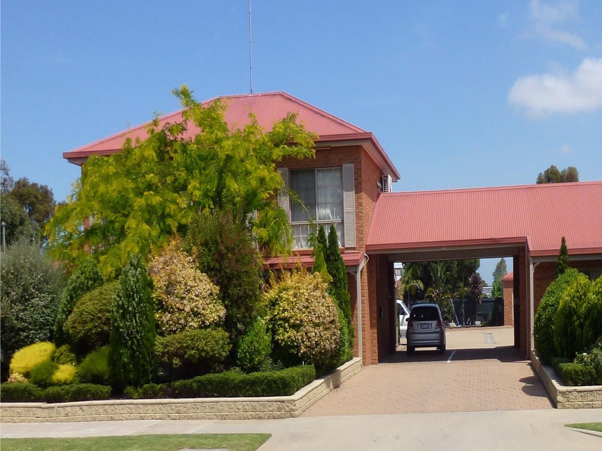 Colonial Motor Inn Bairnsdale Golden Chain Property 외부 사진