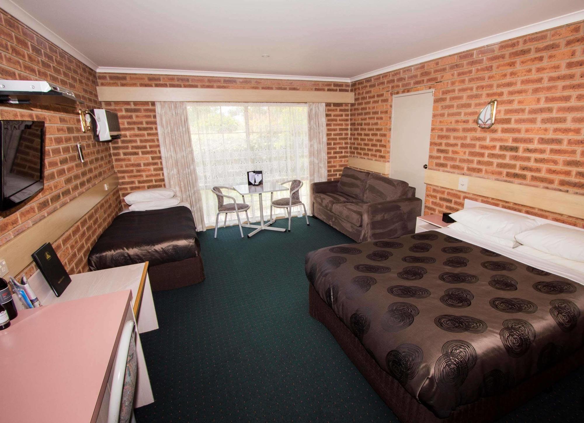 Colonial Motor Inn Bairnsdale Golden Chain Property 외부 사진