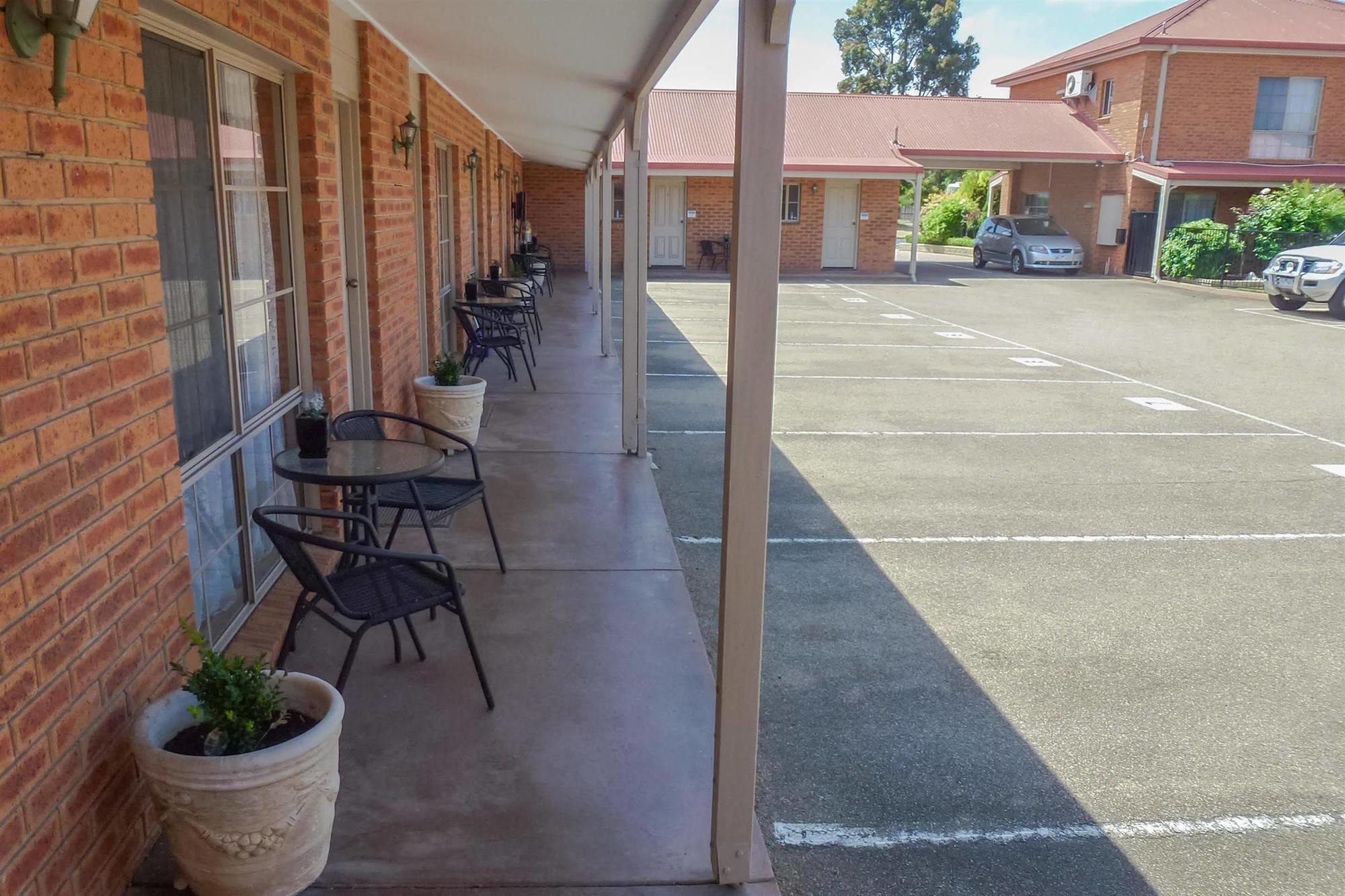 Colonial Motor Inn Bairnsdale Golden Chain Property 외부 사진