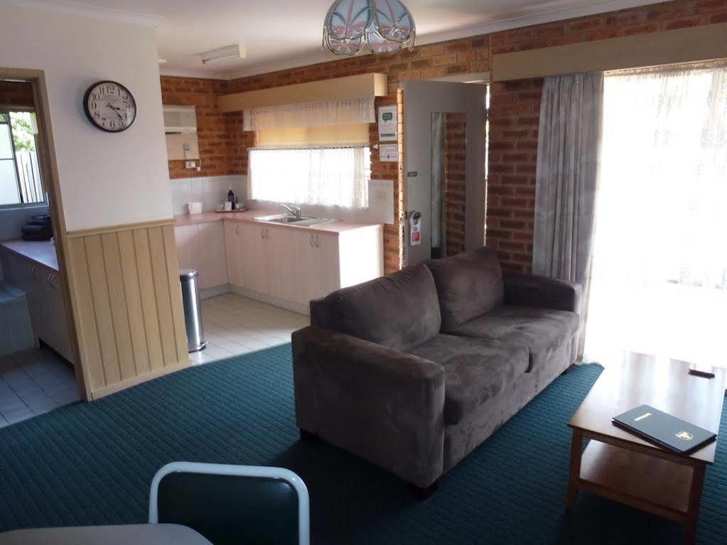 Colonial Motor Inn Bairnsdale Golden Chain Property 외부 사진