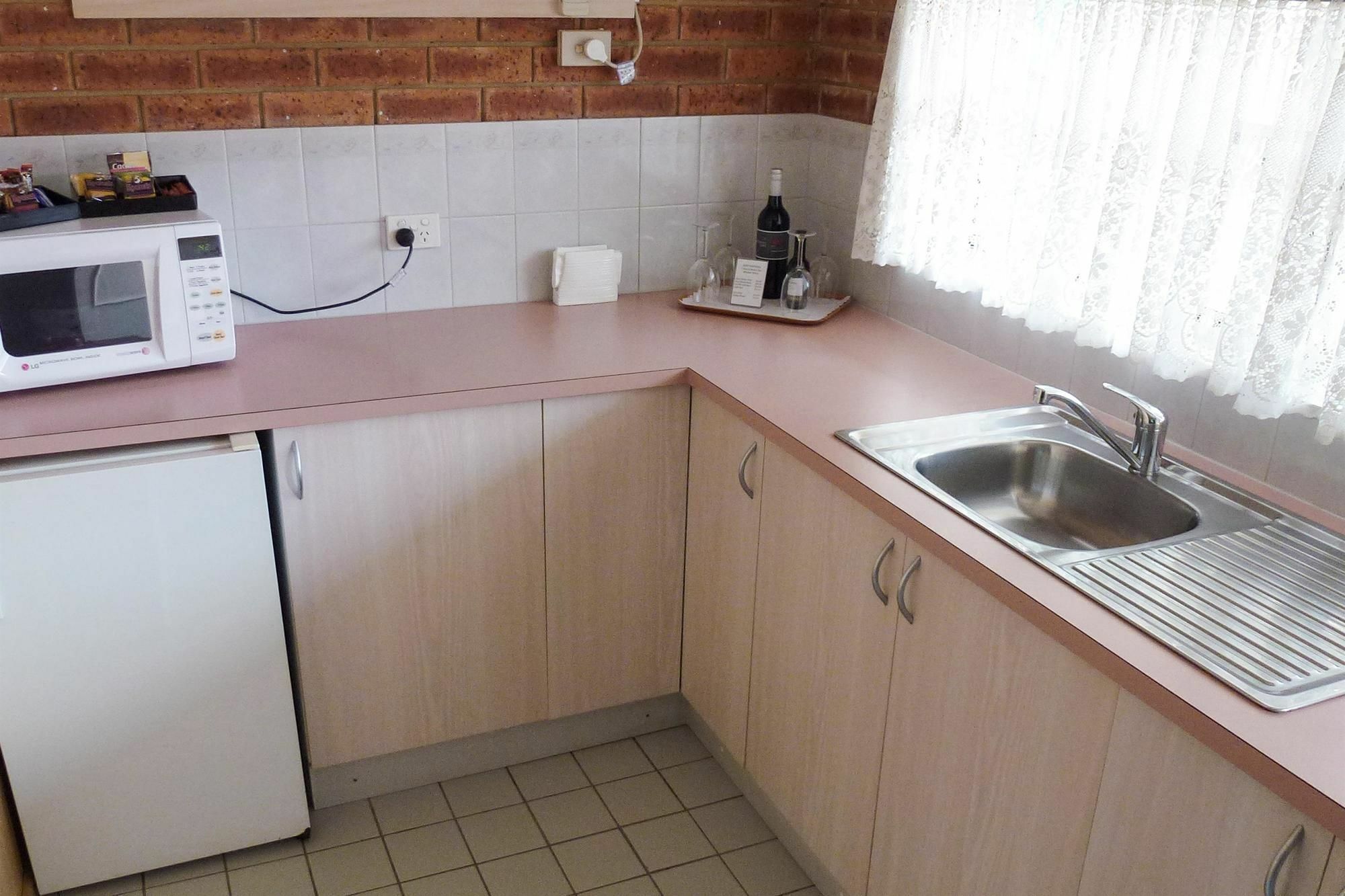 Colonial Motor Inn Bairnsdale Golden Chain Property 외부 사진
